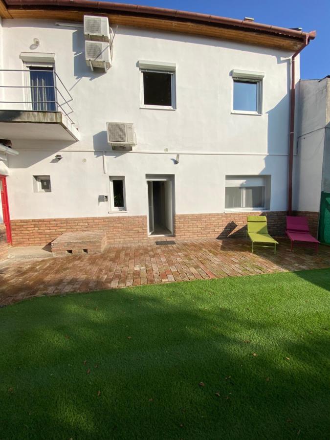 Garden Apartman House Lägenhet Pécs Exteriör bild